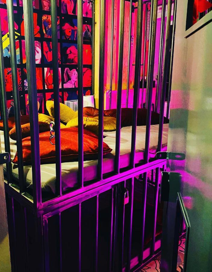 Secret Room Votre Love Room Coquine Et Insolite En Espace Privatif A טורנאי מראה חיצוני תמונה