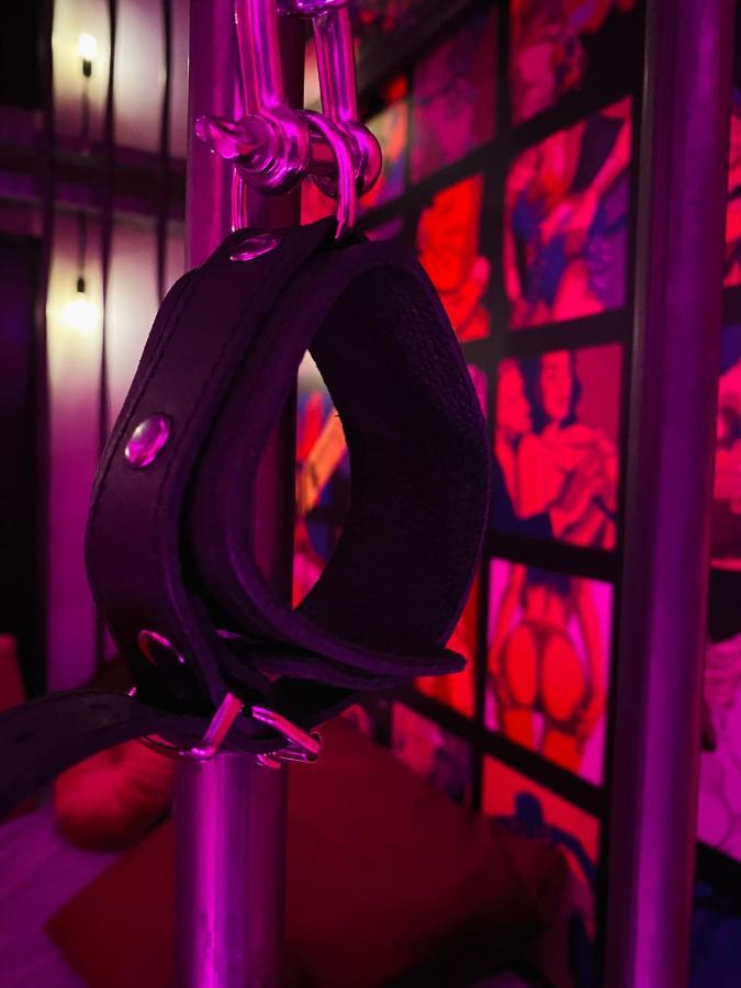 Secret Room Votre Love Room Coquine Et Insolite En Espace Privatif A טורנאי מראה חיצוני תמונה