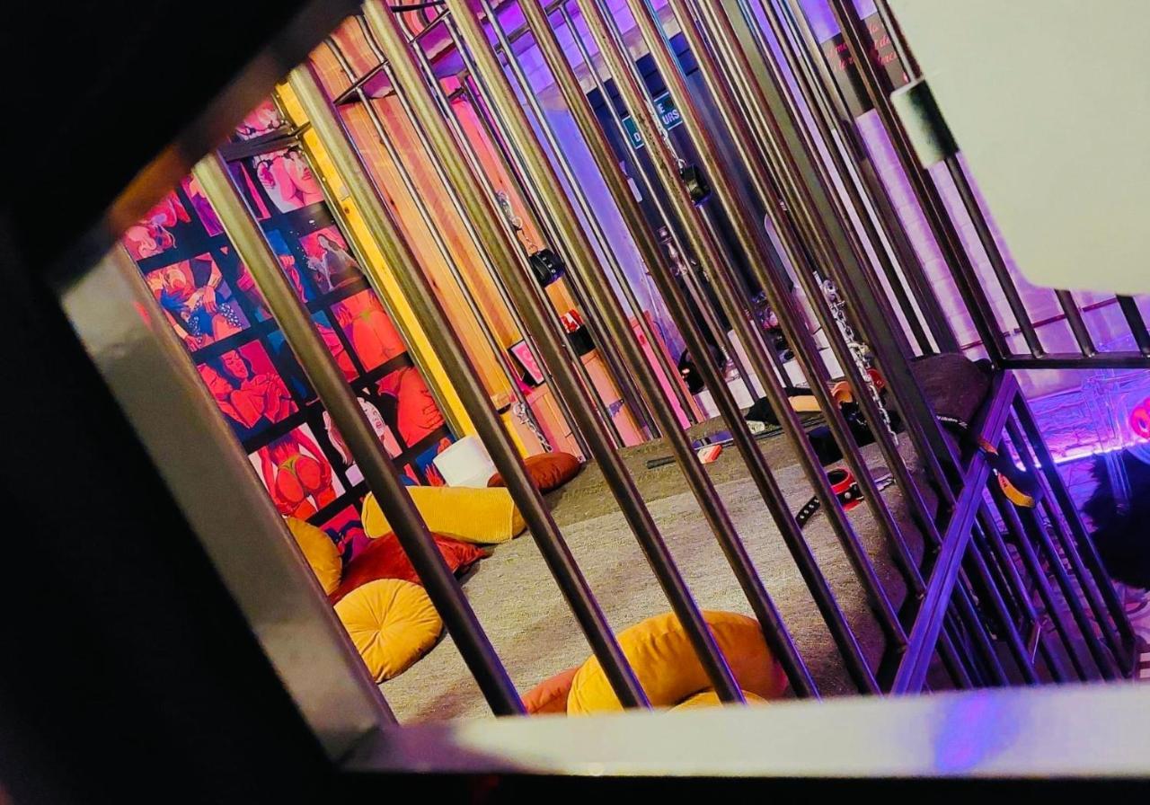 Secret Room Votre Love Room Coquine Et Insolite En Espace Privatif A טורנאי מראה חיצוני תמונה